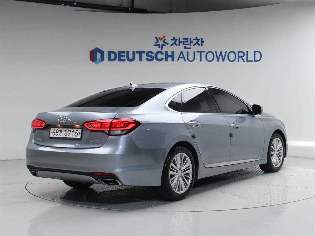 HYUNDAI Aslan - Vista 2