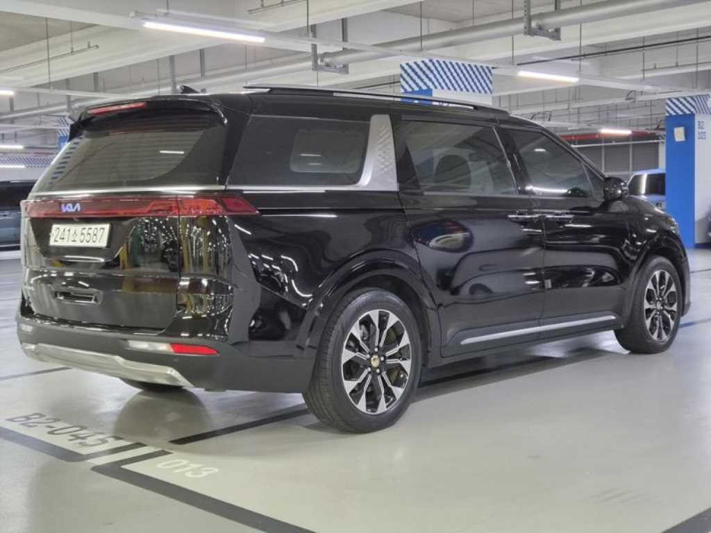 KIA Carnival - Vista 4