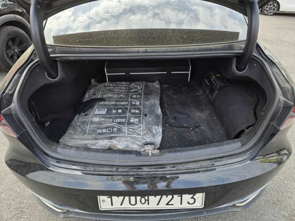 HYUNDAI Grandeur - Vista 5