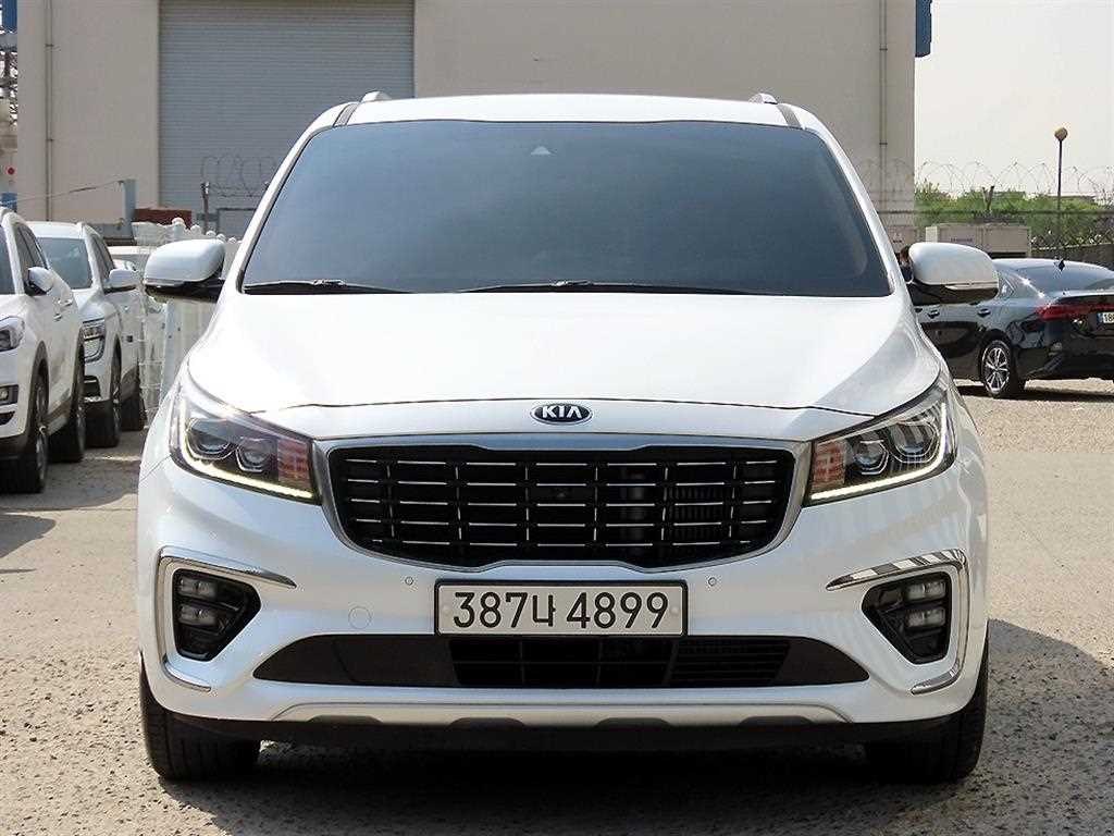 KIA Carnival 2019 Blanco - Importación desde Corea - HF Imports Iquique - Foto 1