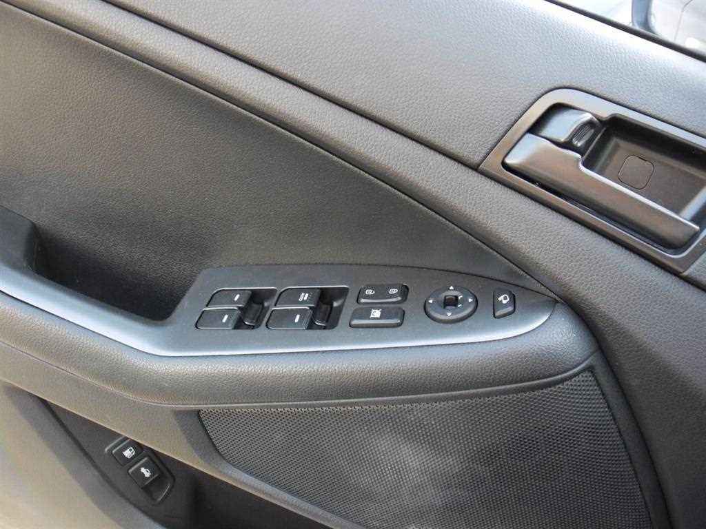 KIA K5 - Vista 8