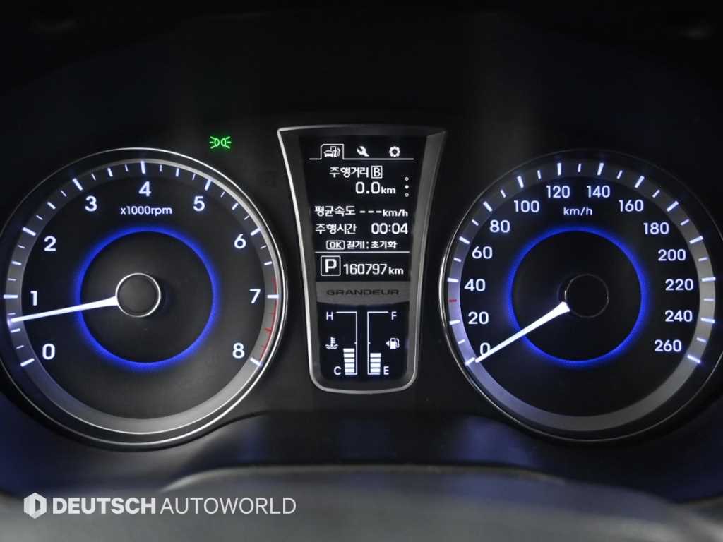 HYUNDAI Grandeur - Vista 8