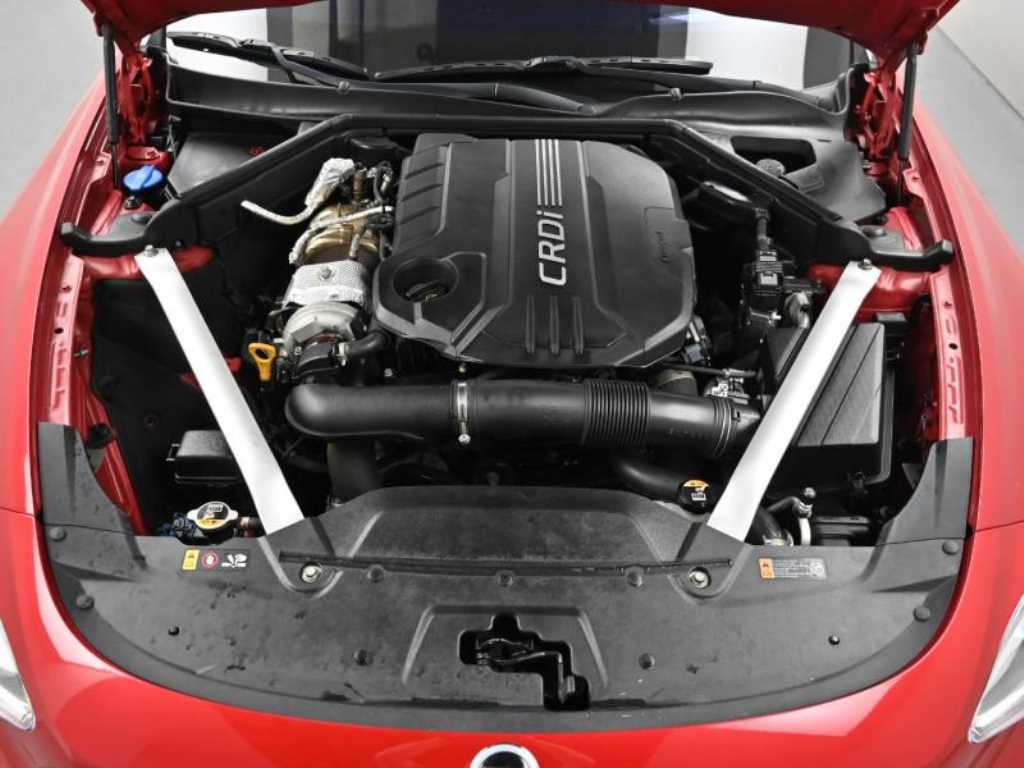 KIA Stinger - Vista 7