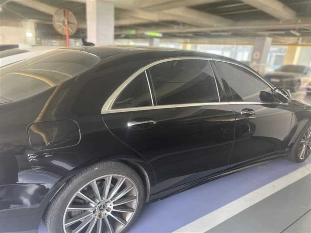 Mercedes Benz S Class - Vista 3