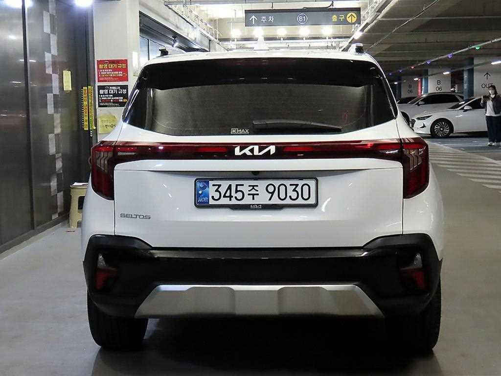 KIA Seltos - Vista 5