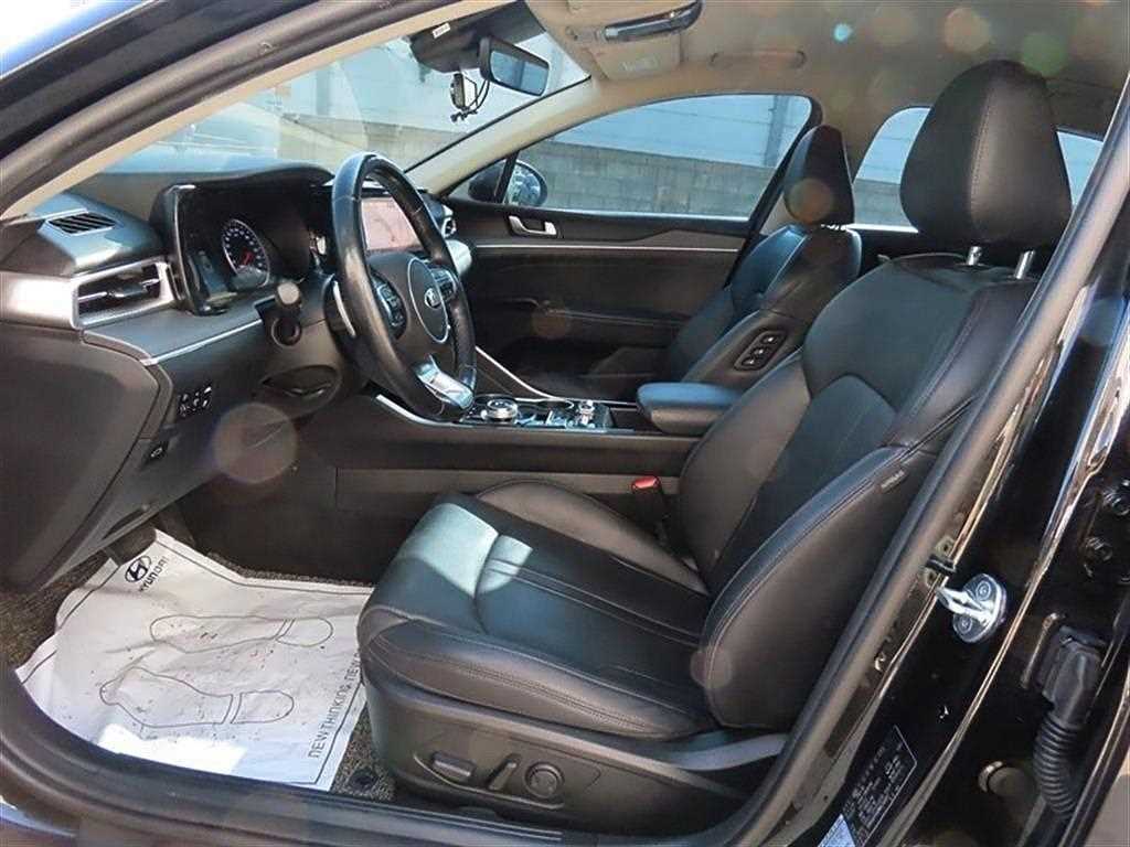 KIA K5 - Vista 5