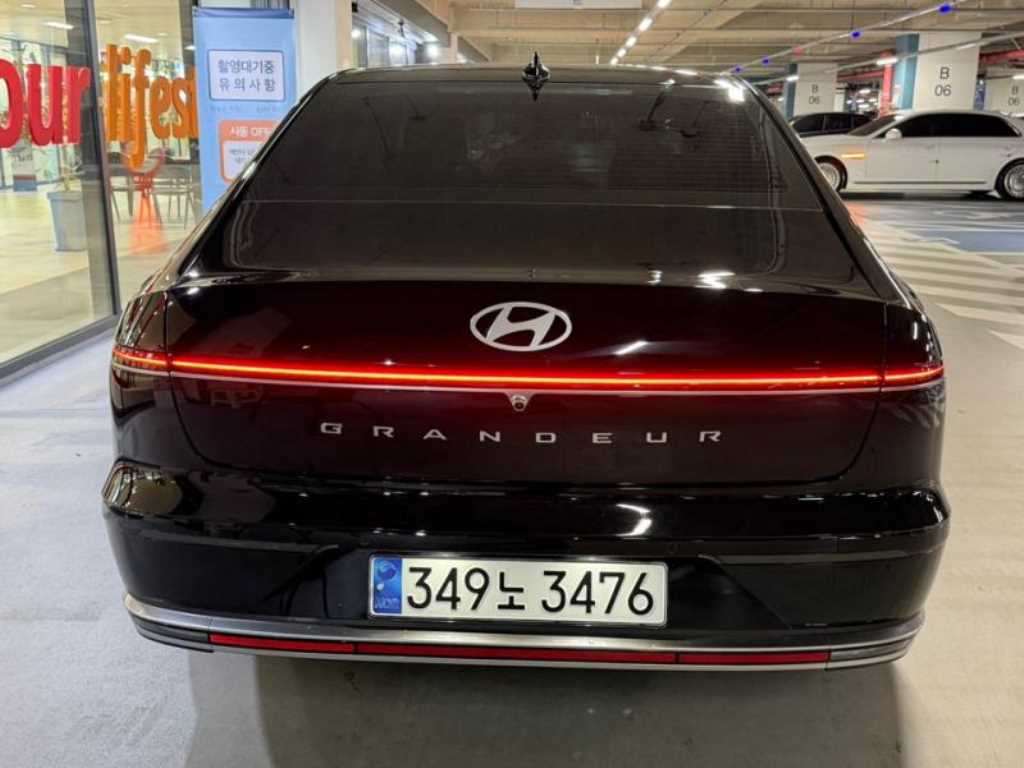 HYUNDAI Grandeur - Vista 5