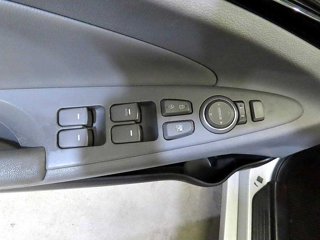HYUNDAI Sonata 2011 Gris - Importación desde Corea - HF Imports Iquique - Foto 14