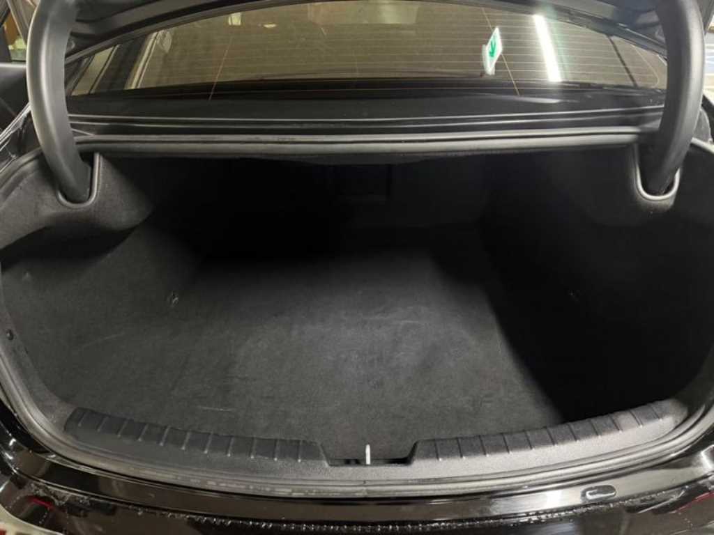 KIA K7 2016 Negro - Importación desde Corea - HF Imports Iquique - Foto 18
