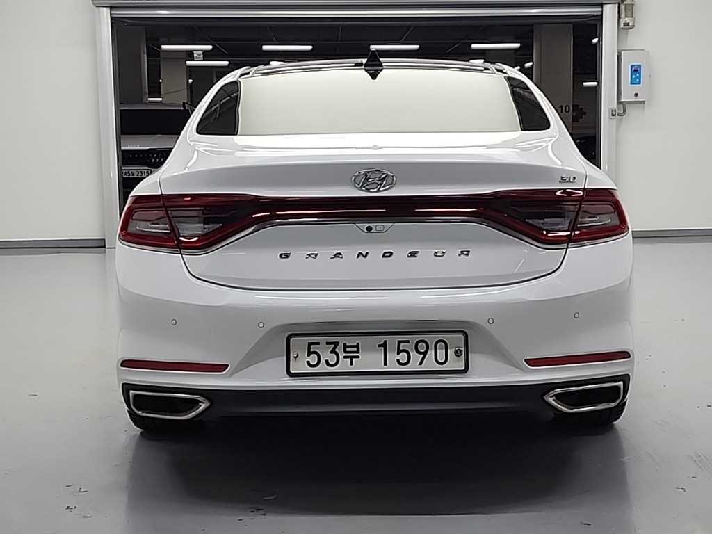HYUNDAI Grandeur - Vista 3