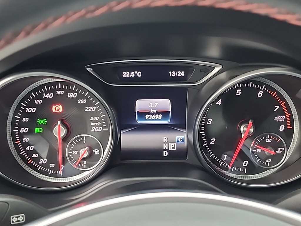 Mercedes Benz CLA Class - Vista 6