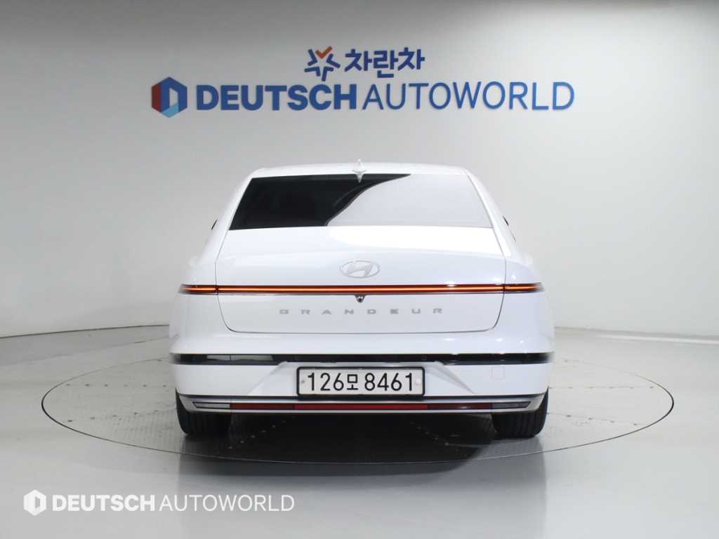 HYUNDAI Grandeur - Vista 4
