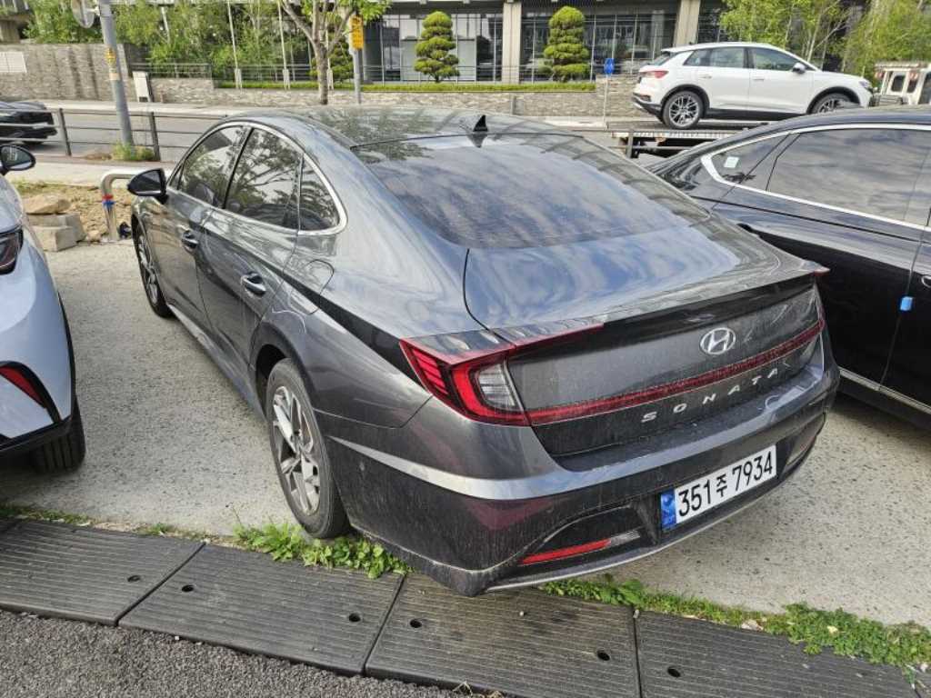HYUNDAI Sonata - Vista 5