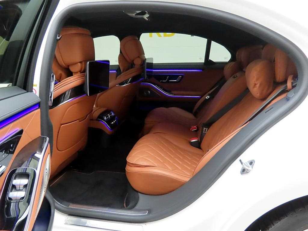 Mercedes Benz S Class - Vista 12