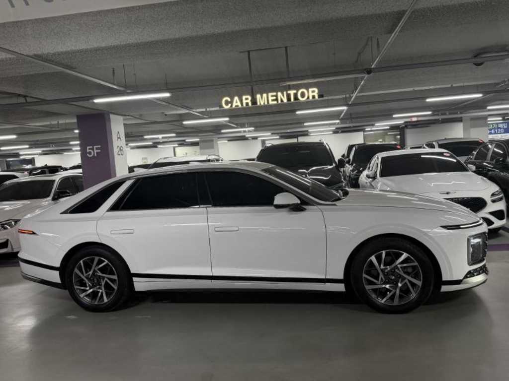 HYUNDAI Grandeur - Vista 2