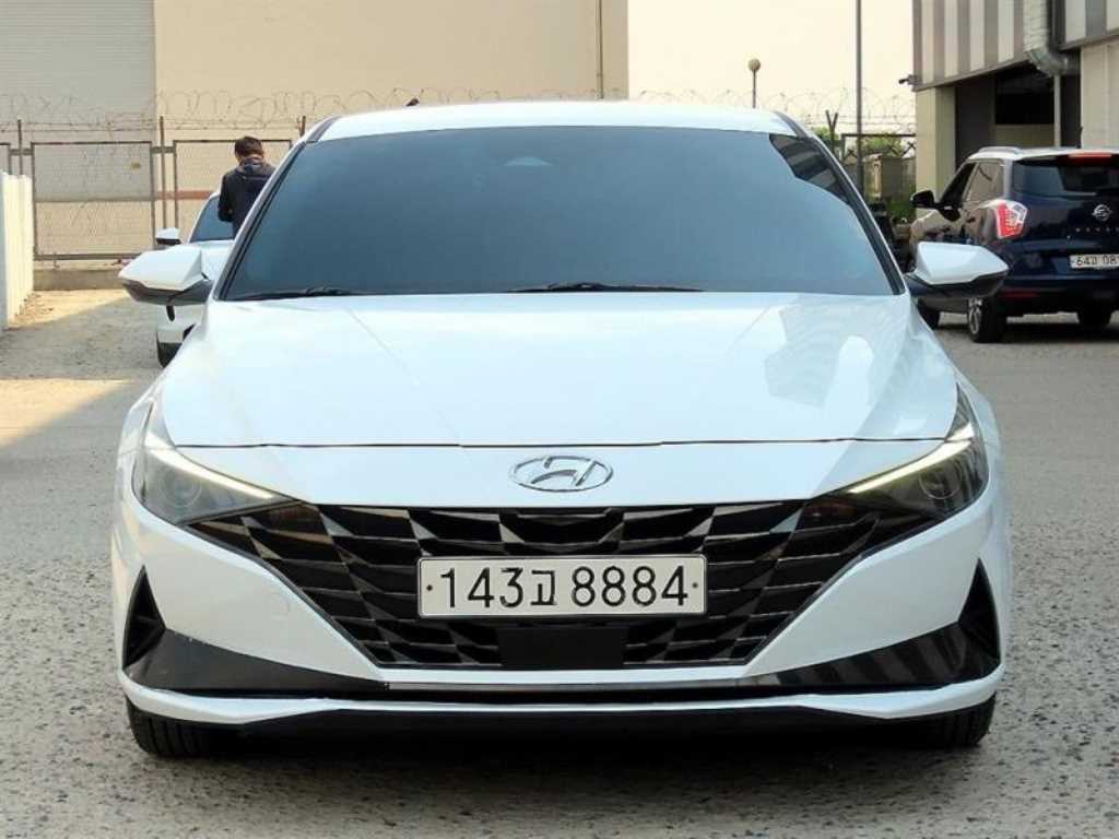 HYUNDAI Avante 2021 Blanco - Importación desde Corea - HF Imports Iquique - Foto 1