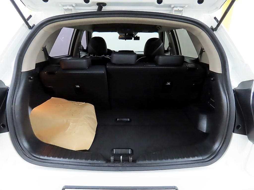 Ssangyong Tivoli 2022 Blanco - Importación desde Corea - HF Imports Iquique - Foto 18