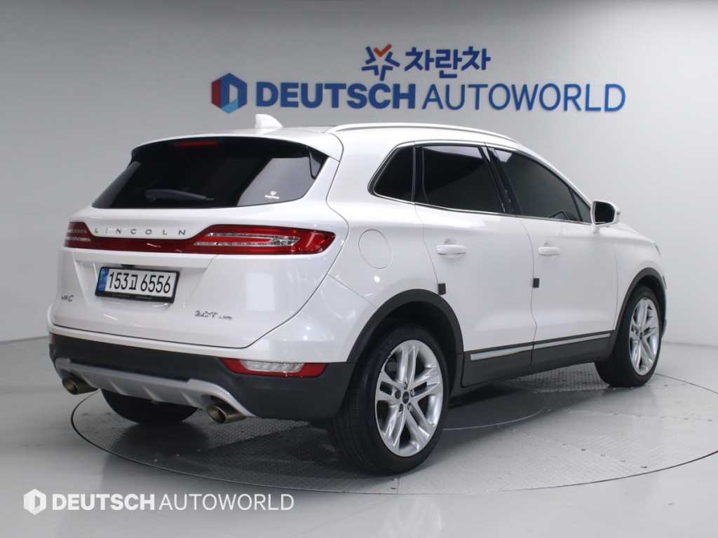 Lincoln MKC - Vista 2