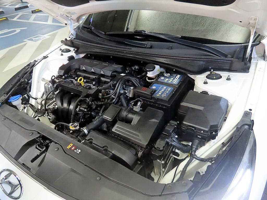 HYUNDAI Avante 2021 Blanco - Importación desde Corea - HF Imports Iquique - Foto 19