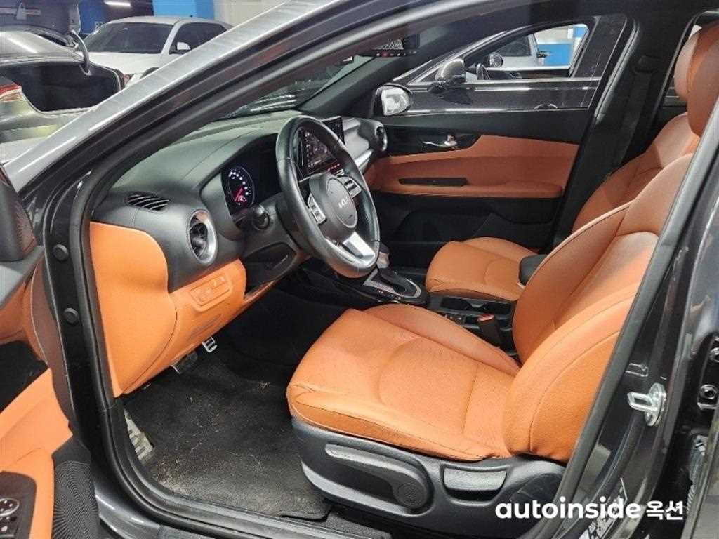 KIA K3 2023 Gris - Importación desde Corea - HF Imports Iquique - Foto 1