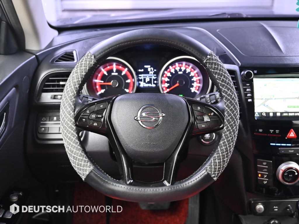 Ssangyong Tivoli 2017 Gris - Importación desde Corea - HF Imports Iquique - Foto 13