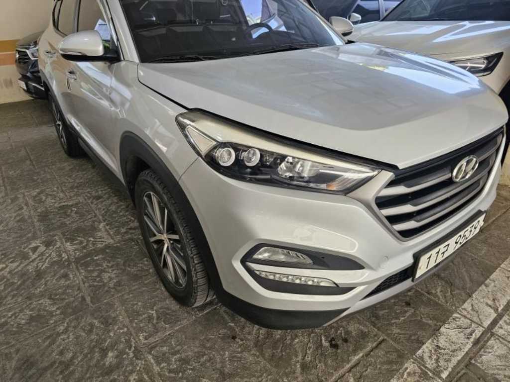 HYUNDAI Tucson - Vista 4