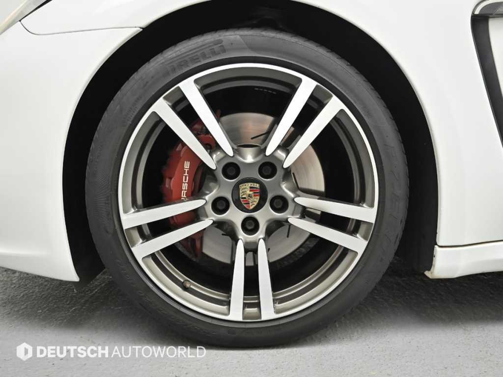 Porsche Panamera - Vista 5