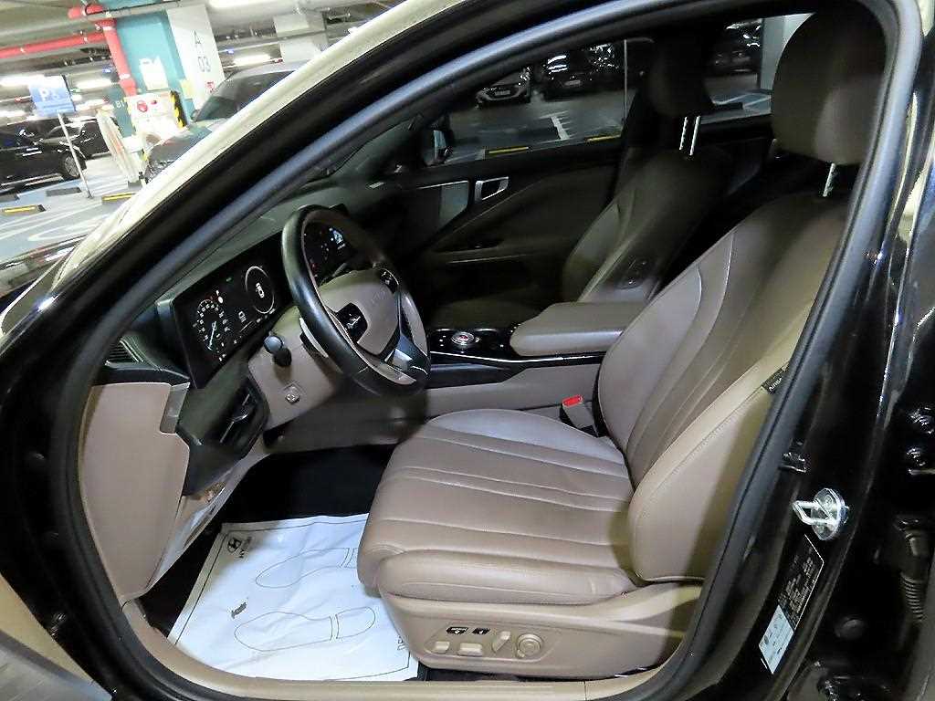 KIA K8 - Vista 6