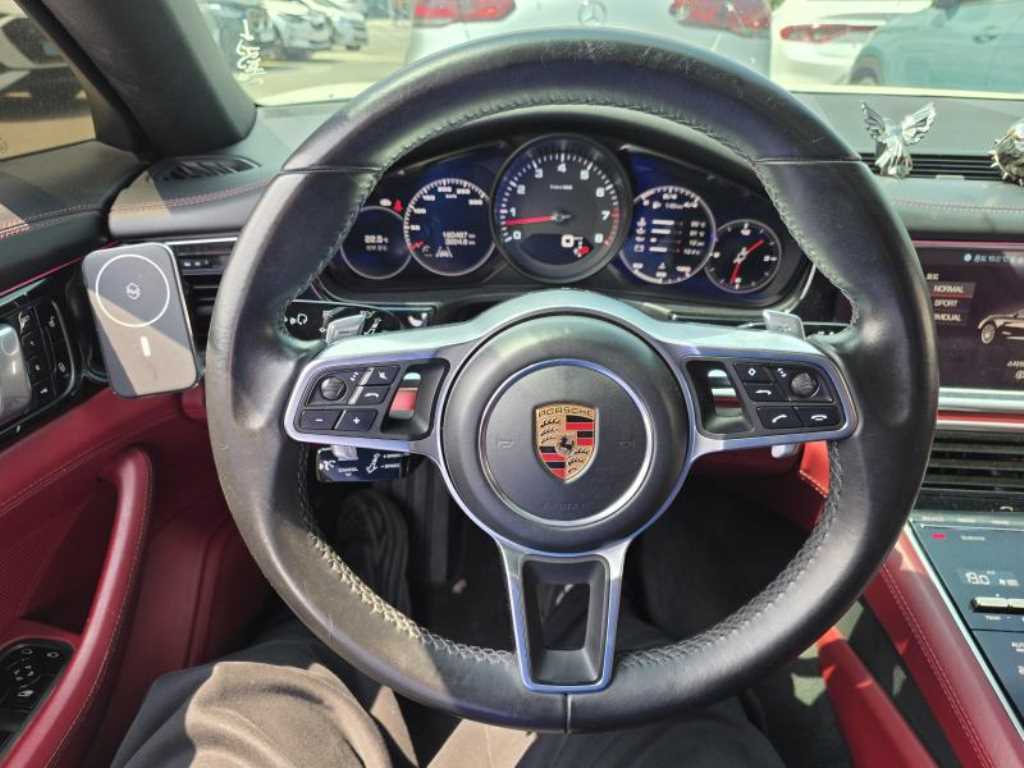 Porsche Panamera - Vista 5