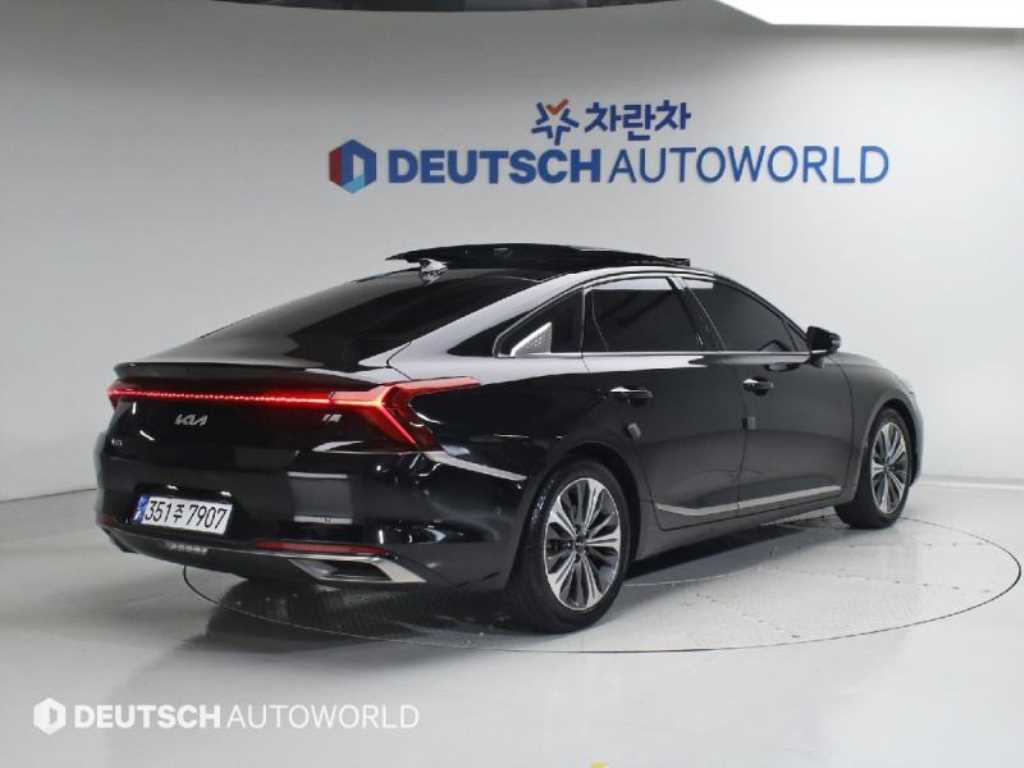 KIA K8 - Vista 5