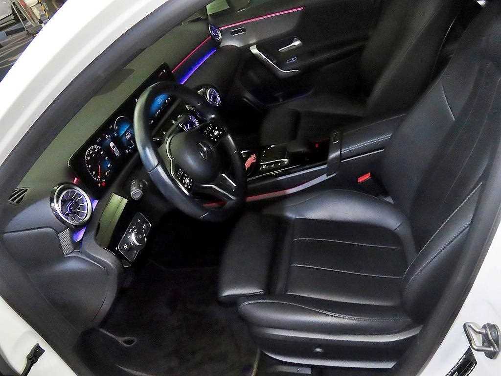 Mercedes Benz A Class - Vista 6