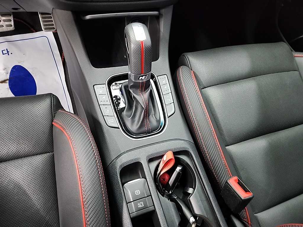 HYUNDAI i30 - Vista 8