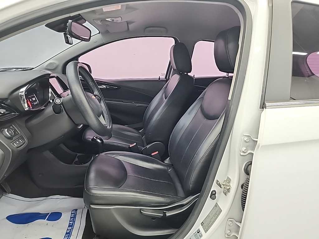 Chevrolet Spark - Vista 11