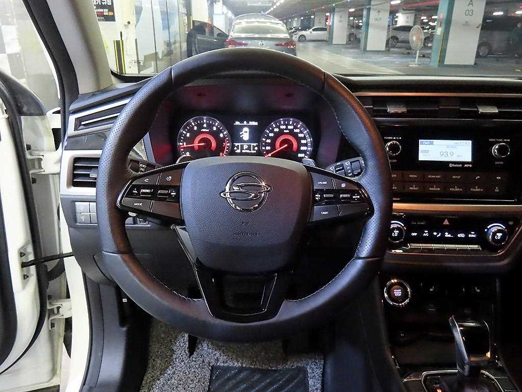 Ssangyong Korando - Vista 8