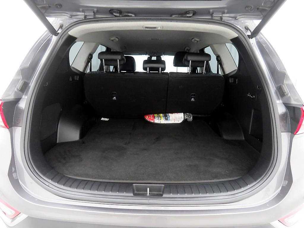 HYUNDAI Santa Fe - Vista 5