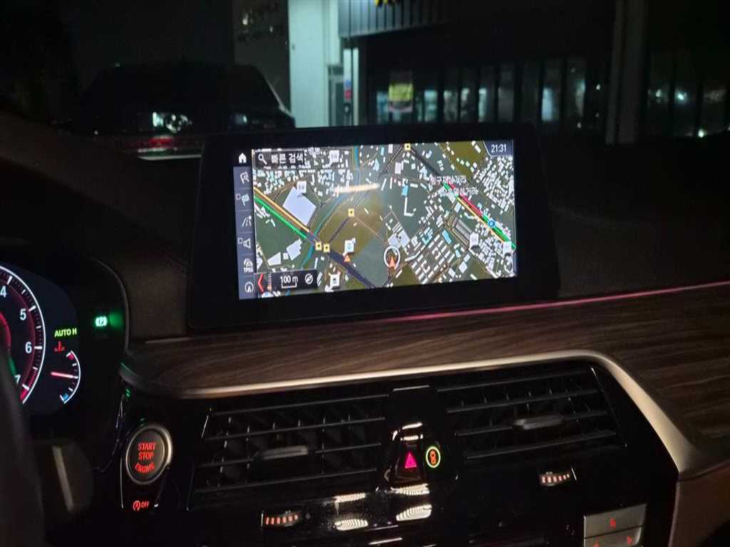 BMW 5 Series - Vista 8