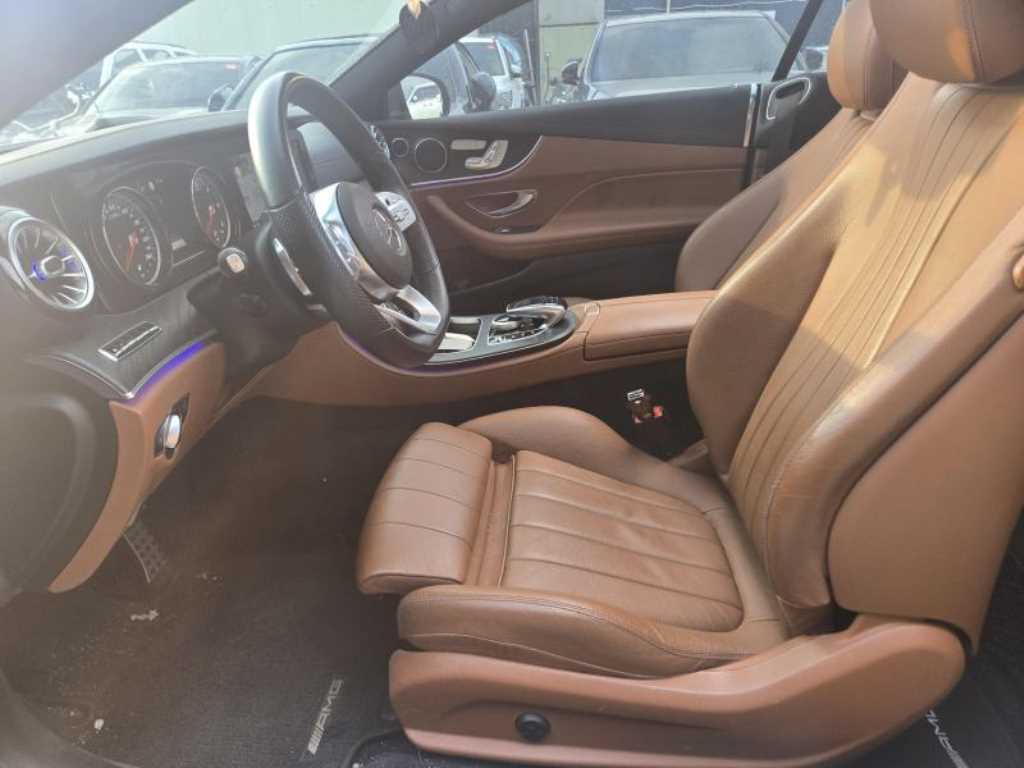 Mercedes Benz E class - Vista 7