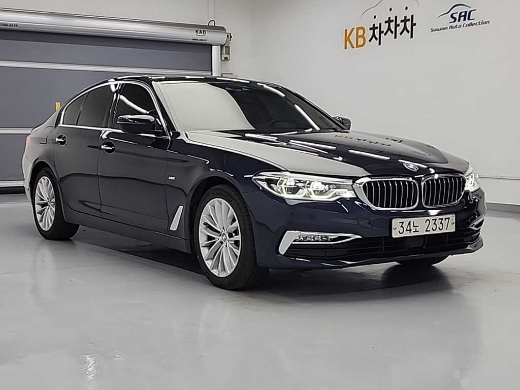BMW 5 Series - Vista 4