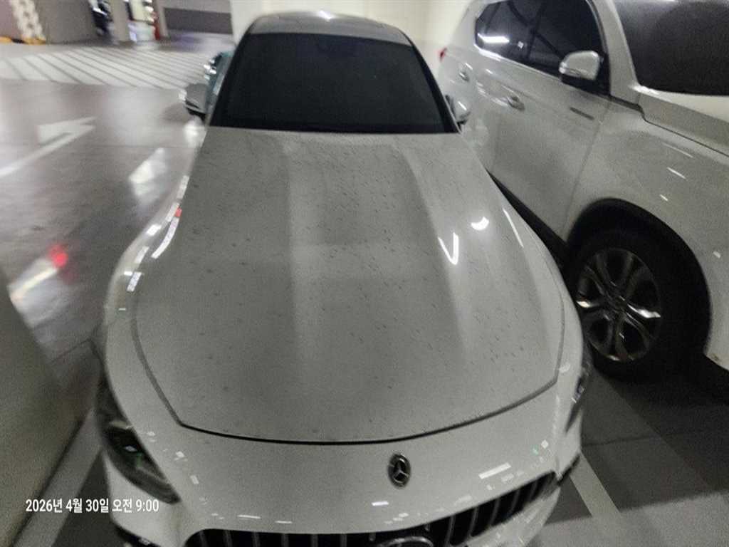 Mercedes Benz AMG GT - Vista 3