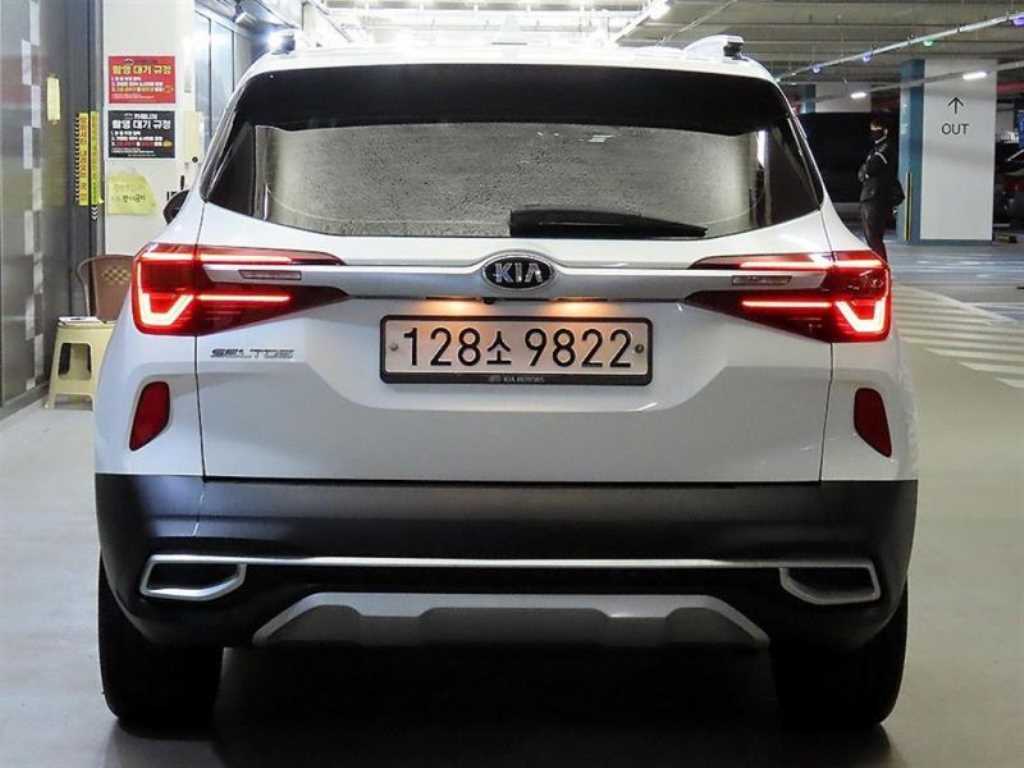KIA Seltos - Vista 5