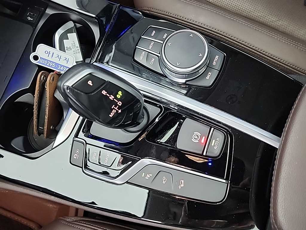 BMW X4 - Vista 8