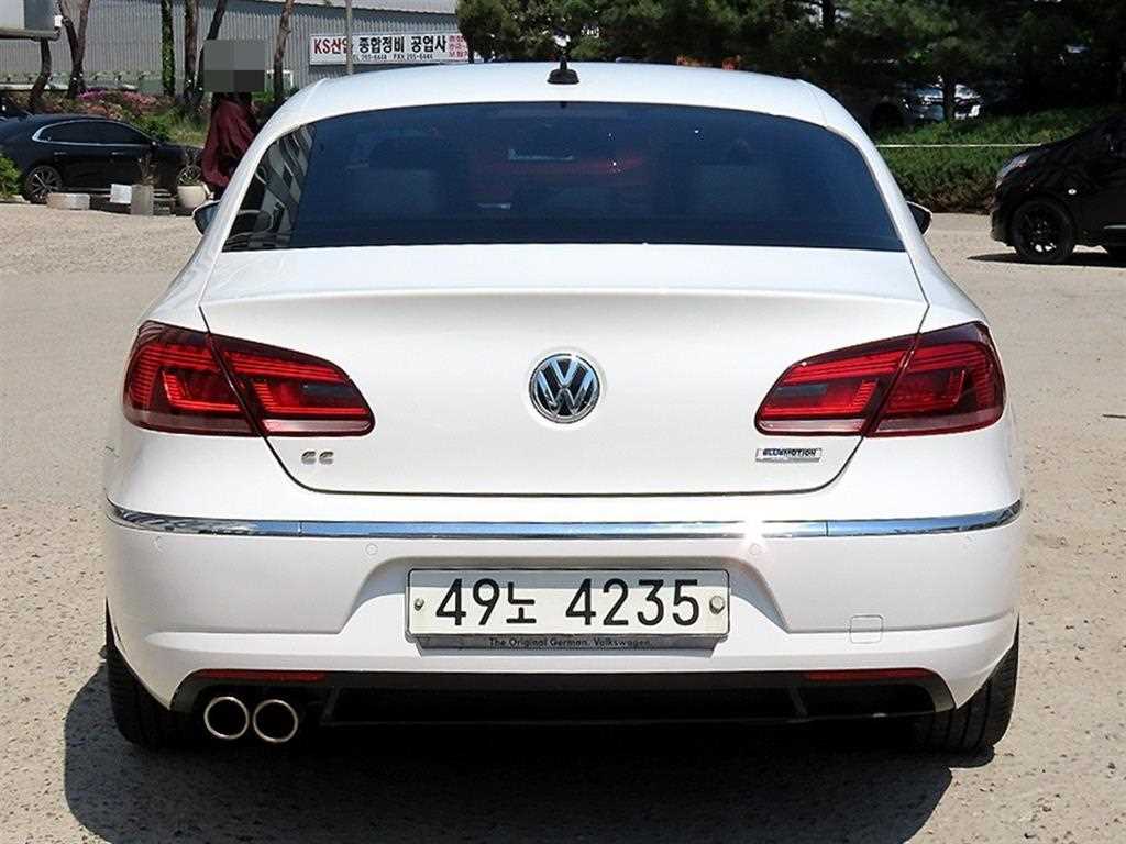 Volkswagen CC - Vista 4