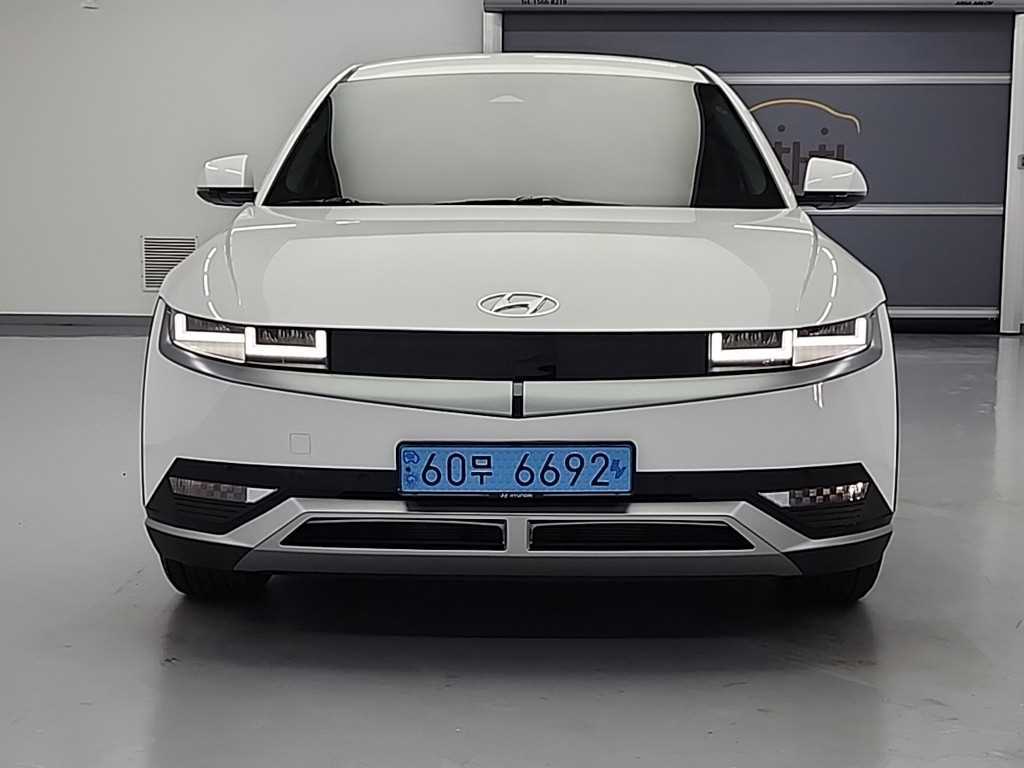 HYUNDAI Ioniq 5 - Vista 2