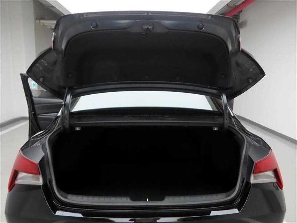 HYUNDAI Avante 2021 Negro - Importación desde Corea - HF Imports Iquique - Foto 16