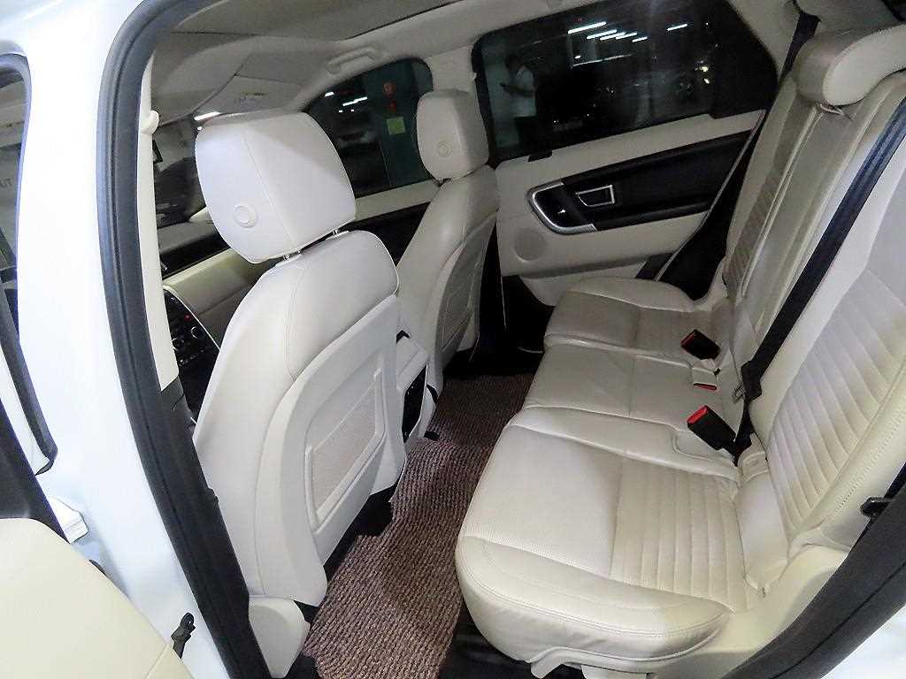 Land Rover Discovery Sports - Vista 7