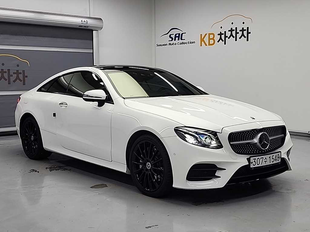 Mercedes Benz E class - Vista 4