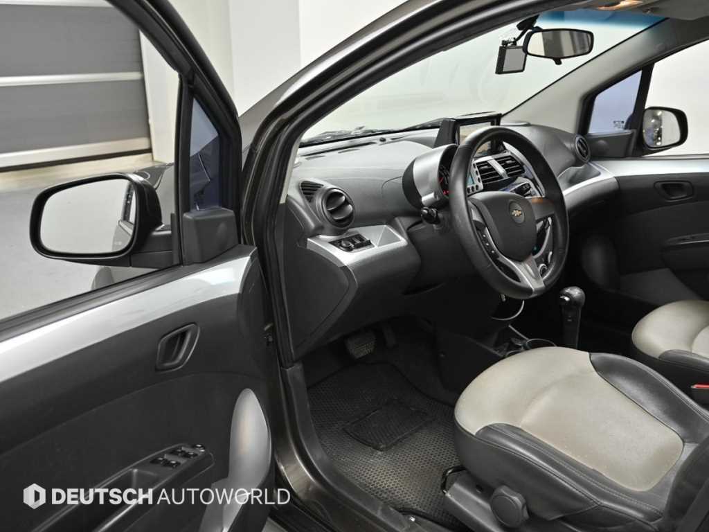 Chevrolet Spark - Vista 11