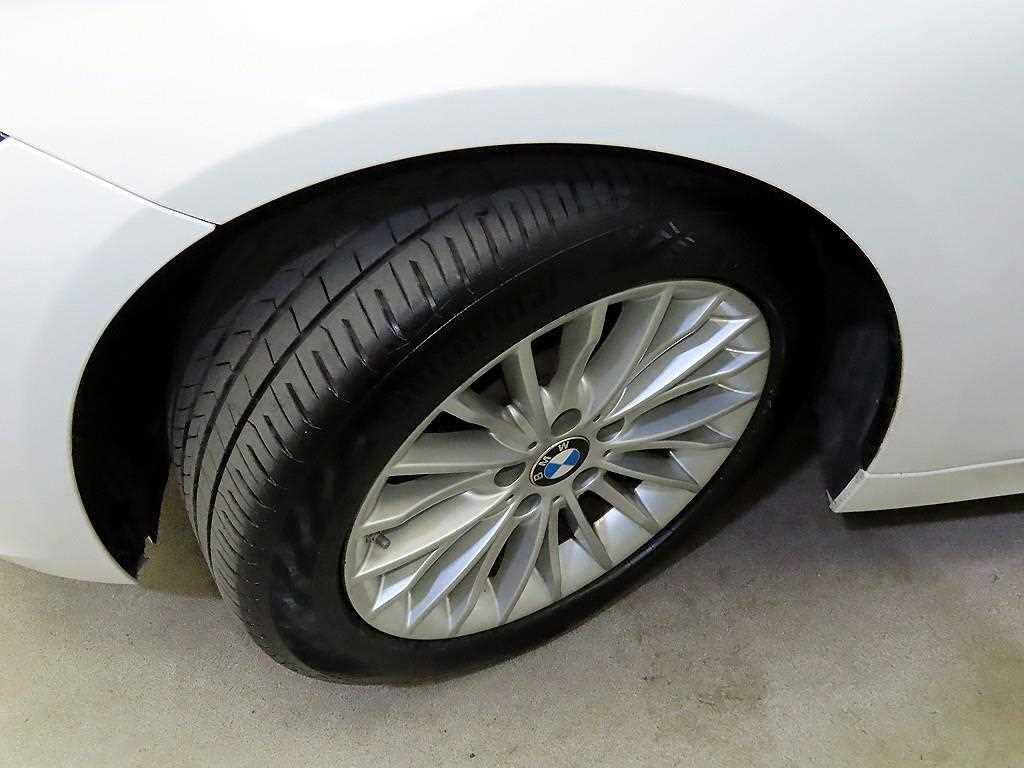 BMW 3 series 2018 Blanco - Importación desde Corea - HF Imports Iquique - Foto 20