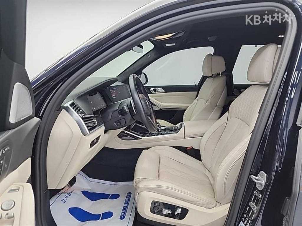 BMW X7 - Vista 10