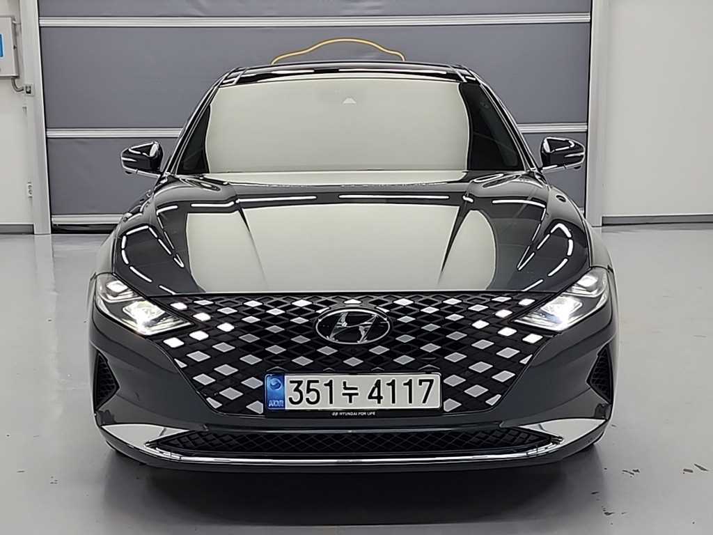HYUNDAI Grandeur - Vista 2